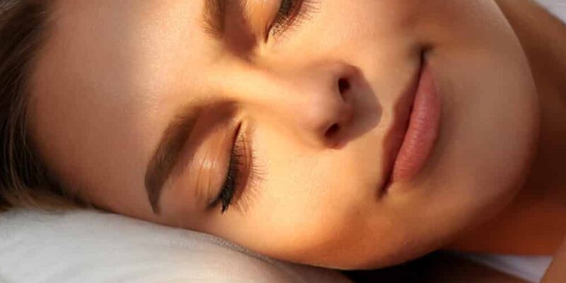 Brīvdienas izjauc miega režīmu? 10 padomi, kā atgūt veselīgu miega ciklu